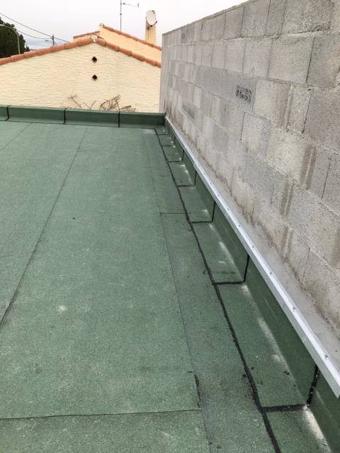 TOITURE TERRASSE INACCESSIBLE ISOLEE SUR LA COMMUNE DE CHATEAUNEUF LES MARTIGUES