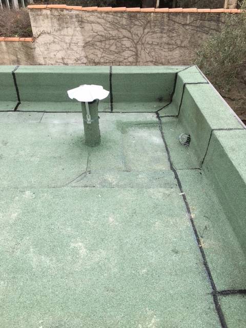 TOITURE TERRASSE INACCESSIBLE ISOLEE SUR LA COMMUNE DE CHATEAUNEUF LES MARTIGUES