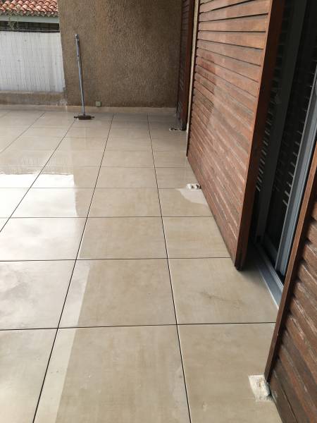 ETANCHEITE//DALLES SUR PLOTS  A CASSIS